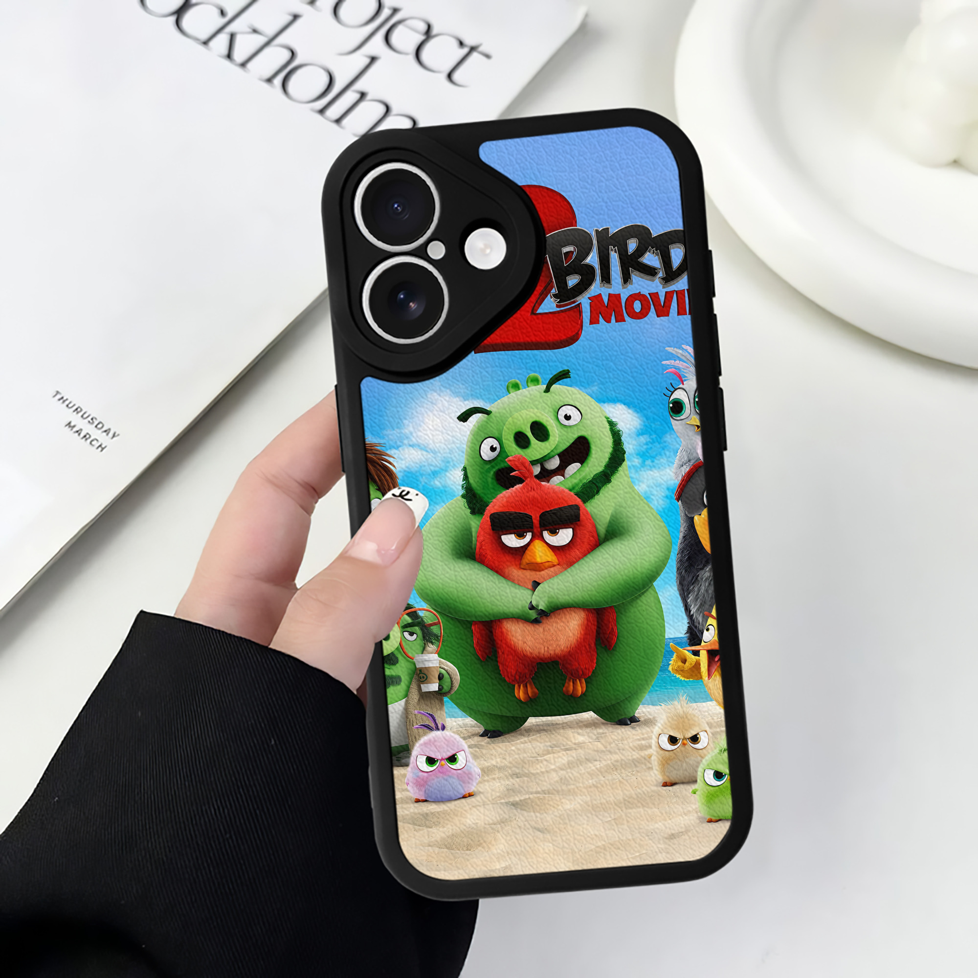 （画像用） Angry Birds アングリーバード 【iPhone 16シリーズ対応】シリコンスマホケース（レザー調） 材質：シリコン